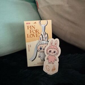 Popmart PIN FOR LOVE LABUBU CONFIRMED G